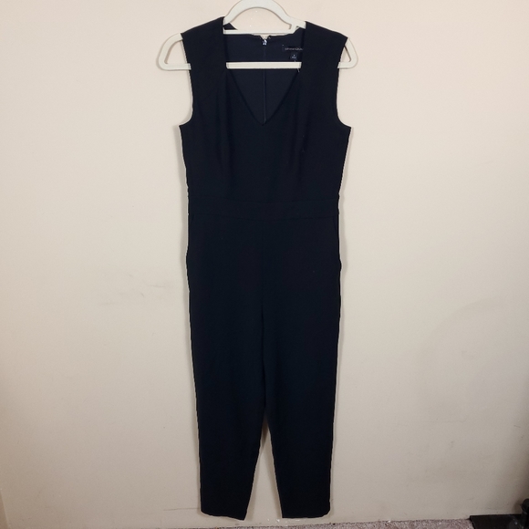 Banana Republic V-Neck Jumpsuit in Black NWOT - Picture 7 of 10